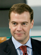 Медведев поздравил работников ТЭК с Днем энергетика 
