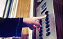 В РФ утверждены правила организации безопасного использования лифтов